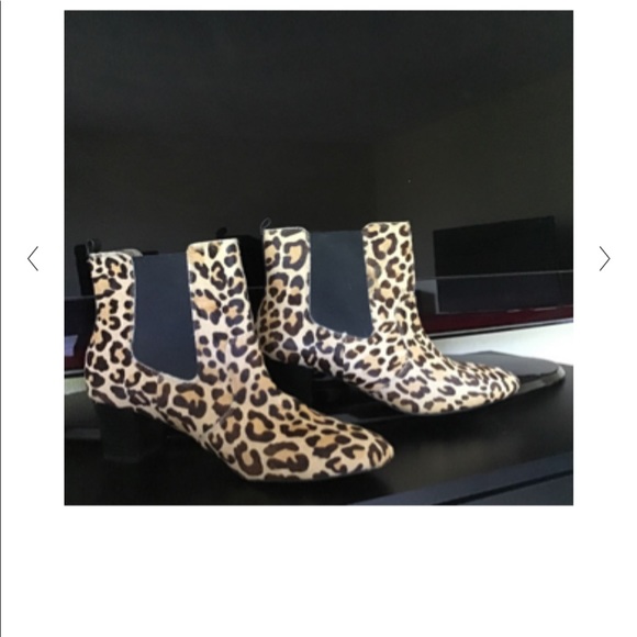 Description
COACH SIGNATURE LEATHER ANIMAL PRINT - Picture 3 of 3